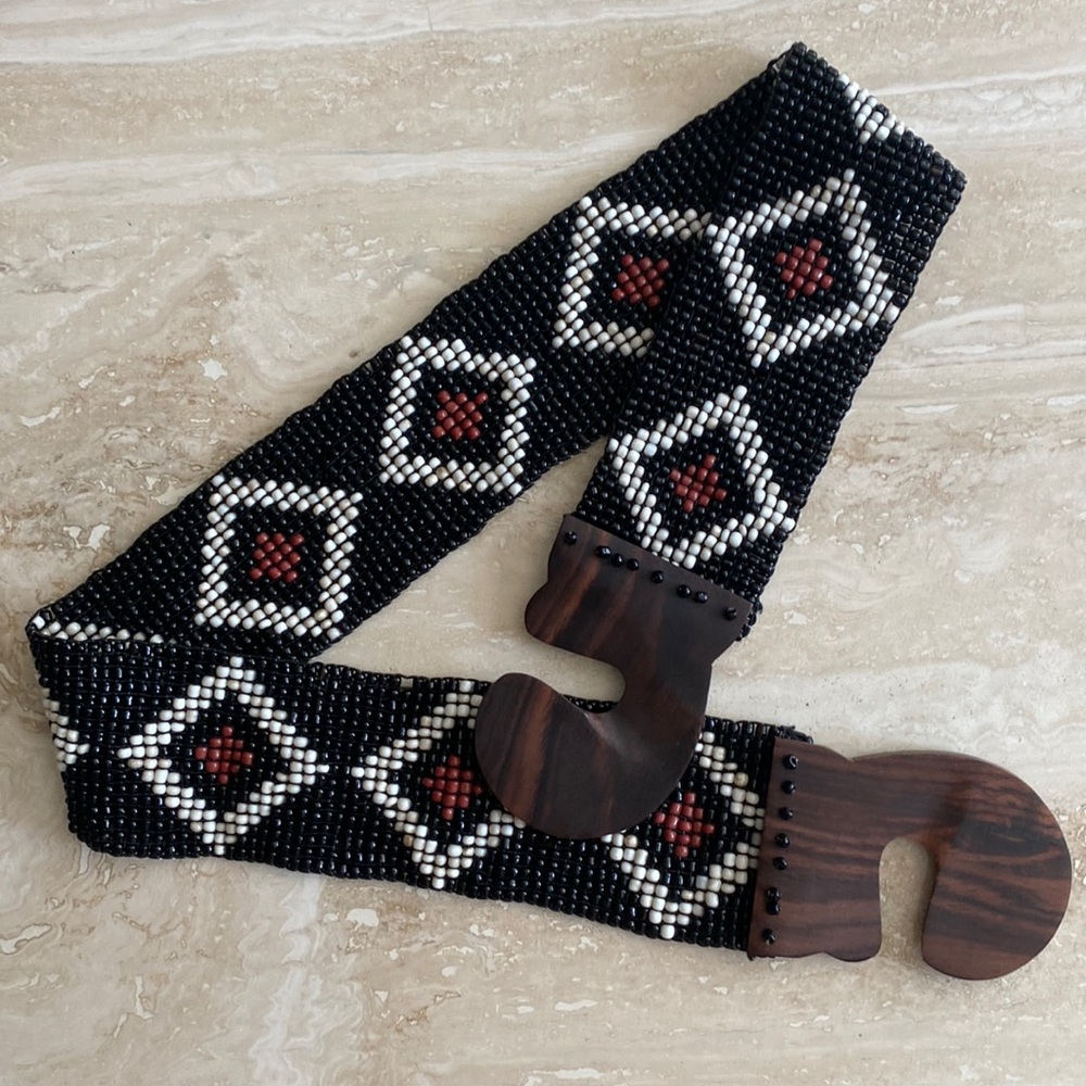 BOHEMIAN BEADED BELT w WOODEN BUCKLE